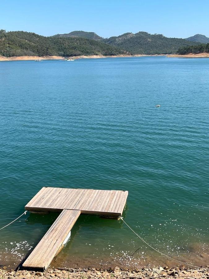 Appartamento Faraway Lake Ferreira do Zêzere Esterno foto